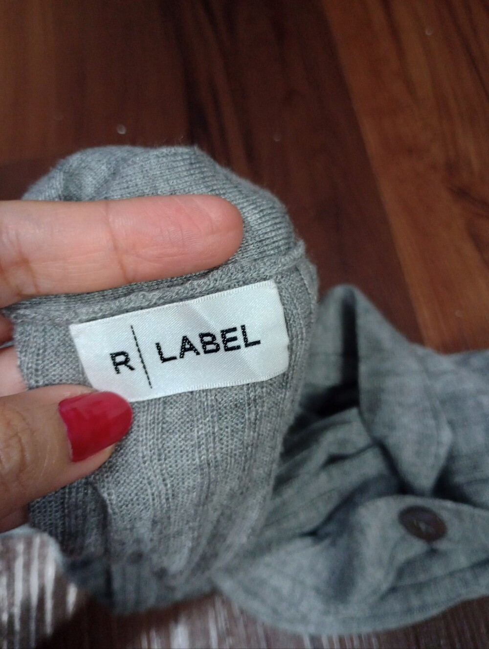 R Label Ribbed Knit Washable Cashmere Blend Button Front Cardigan - Picture 3 of 7